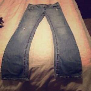 Wallflower jeans